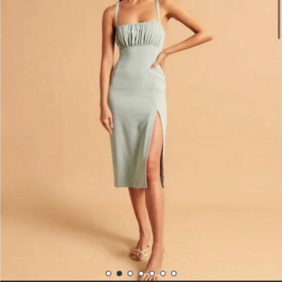 Abercombie and Fitch ruched lace-up back midi dress - Picture 1 of 5